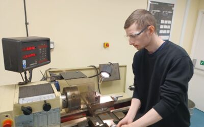 Training provider lifts Leighton into apprenticeship